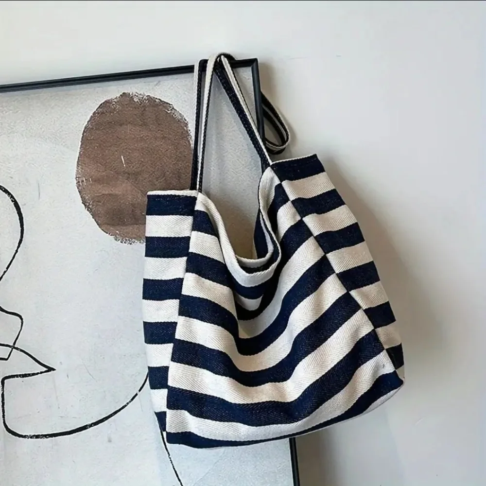NEW!  Striped Large Tote Bag – Casual & Chic Shoulder Bag